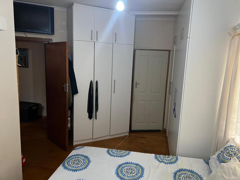 To Let 4 Bedroom Property for Rent in Grahamstown Eastern Cape